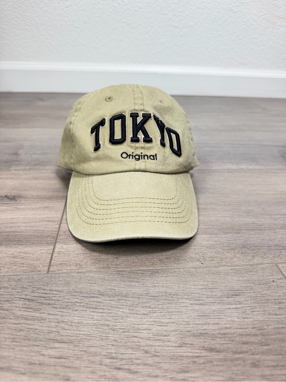 Robin Ruth Tokyo Original Embroidered Baseball Cap - Picture 3 of 9